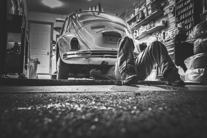 Ce include, de obicei, o revizie auto completa?